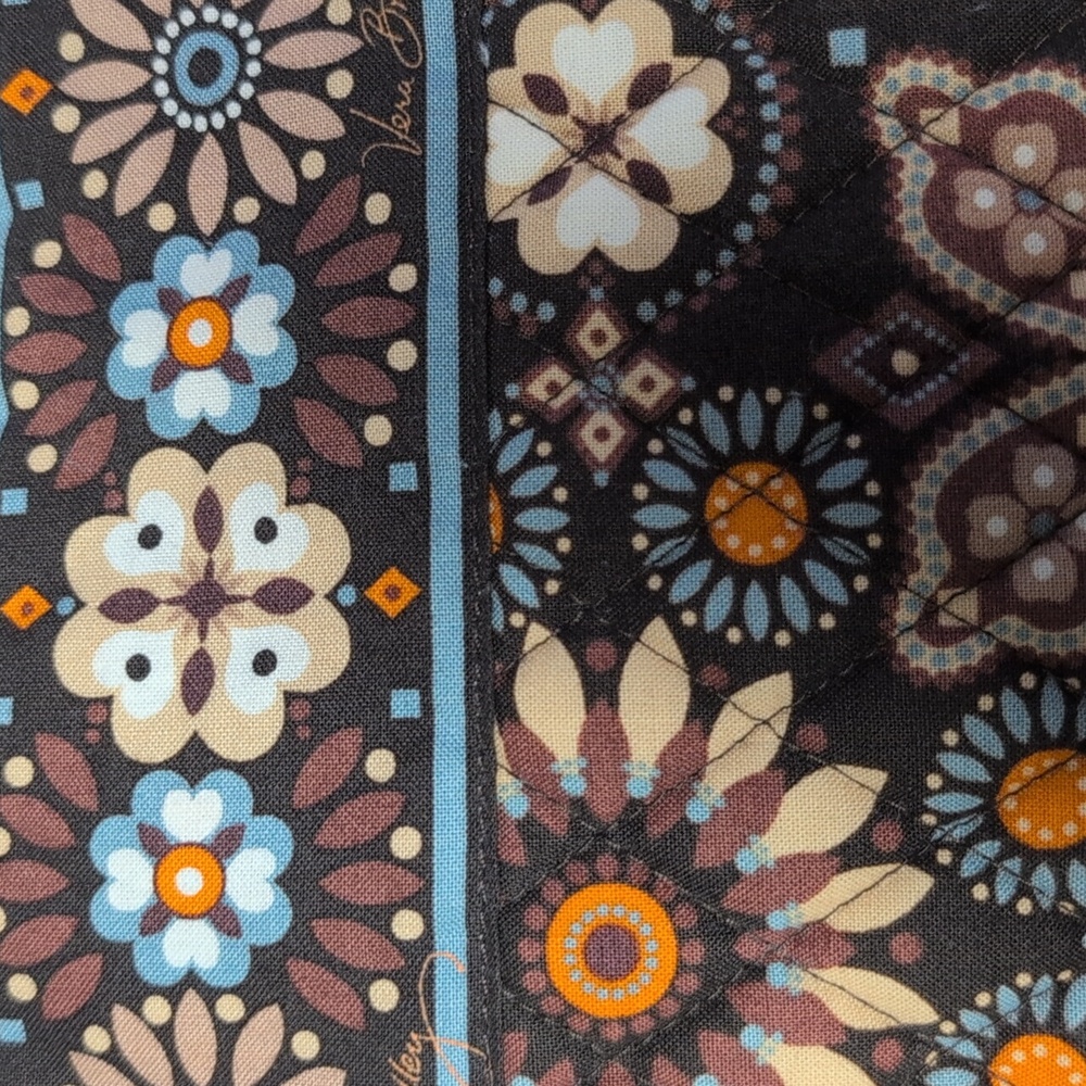 VERA BRADLEY/ "Canyon Floral" Insulated Lunch Tote(discontinued pattern) - Picture 12 of 12